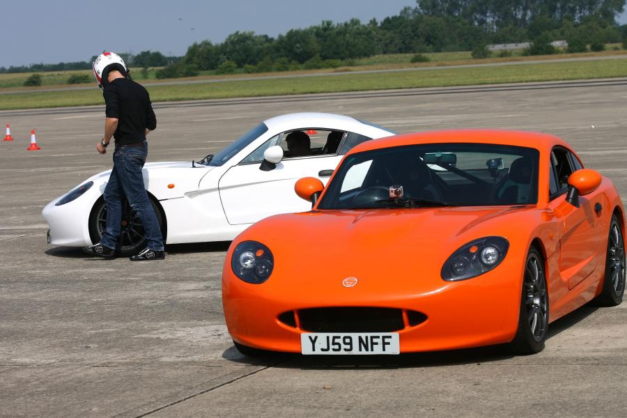  Ginetta G40R 2011 года  (фото 66 из 85)
